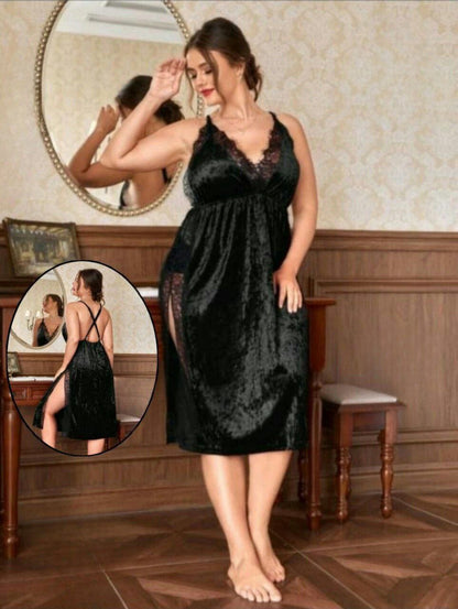 إيزابيلا – لانجيري قطيفة -كرستال- بيج سايز بدانتيل أسود وشق جانبي