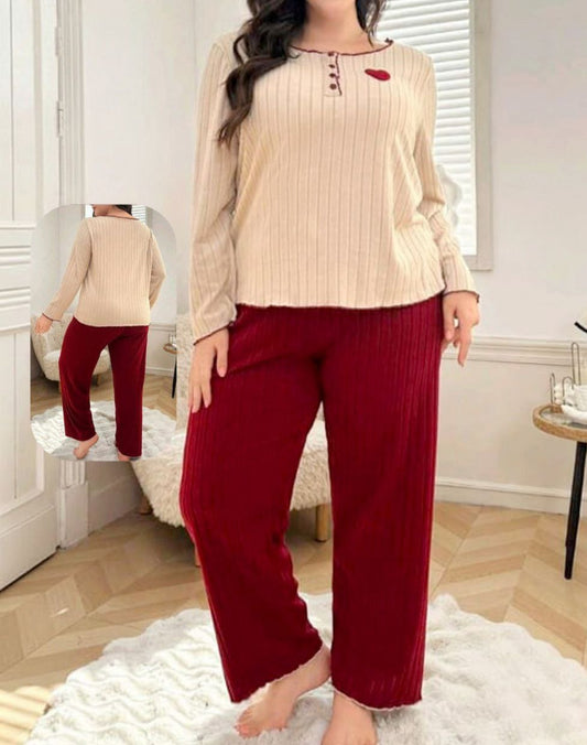 إيزابيلا – بيجامة قطيفة مضلعة قلب أحمر قطعتين بيج سايز