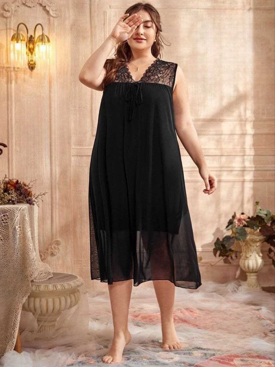 إيزابيلا – لانجيري “زِبده” بيج سايز ميدي برقبة V ودانتيل تلّ رقيق