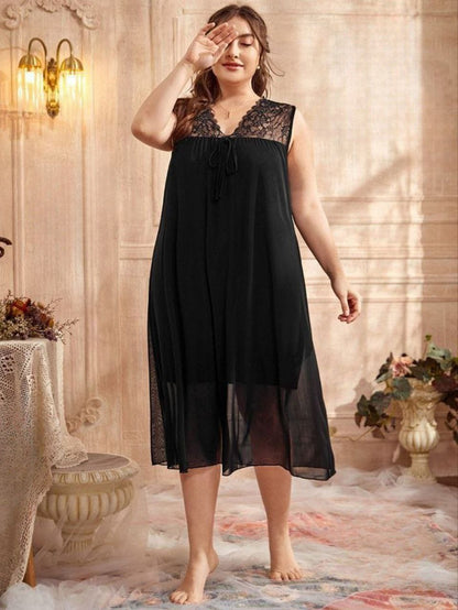 إيزابيلا – لانجيري “زِبده” بيج سايز ميدي برقبة V ودانتيل تلّ رقيق