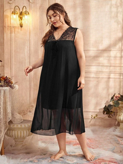 إيزابيلا – لانجيري “زِبده” بيج سايز ميدي برقبة V ودانتيل تلّ رقيق