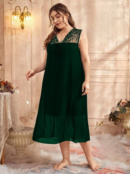 إيزابيلا – لانجيري “زِبده” بيج سايز ميدي برقبة V ودانتيل تلّ رقيق