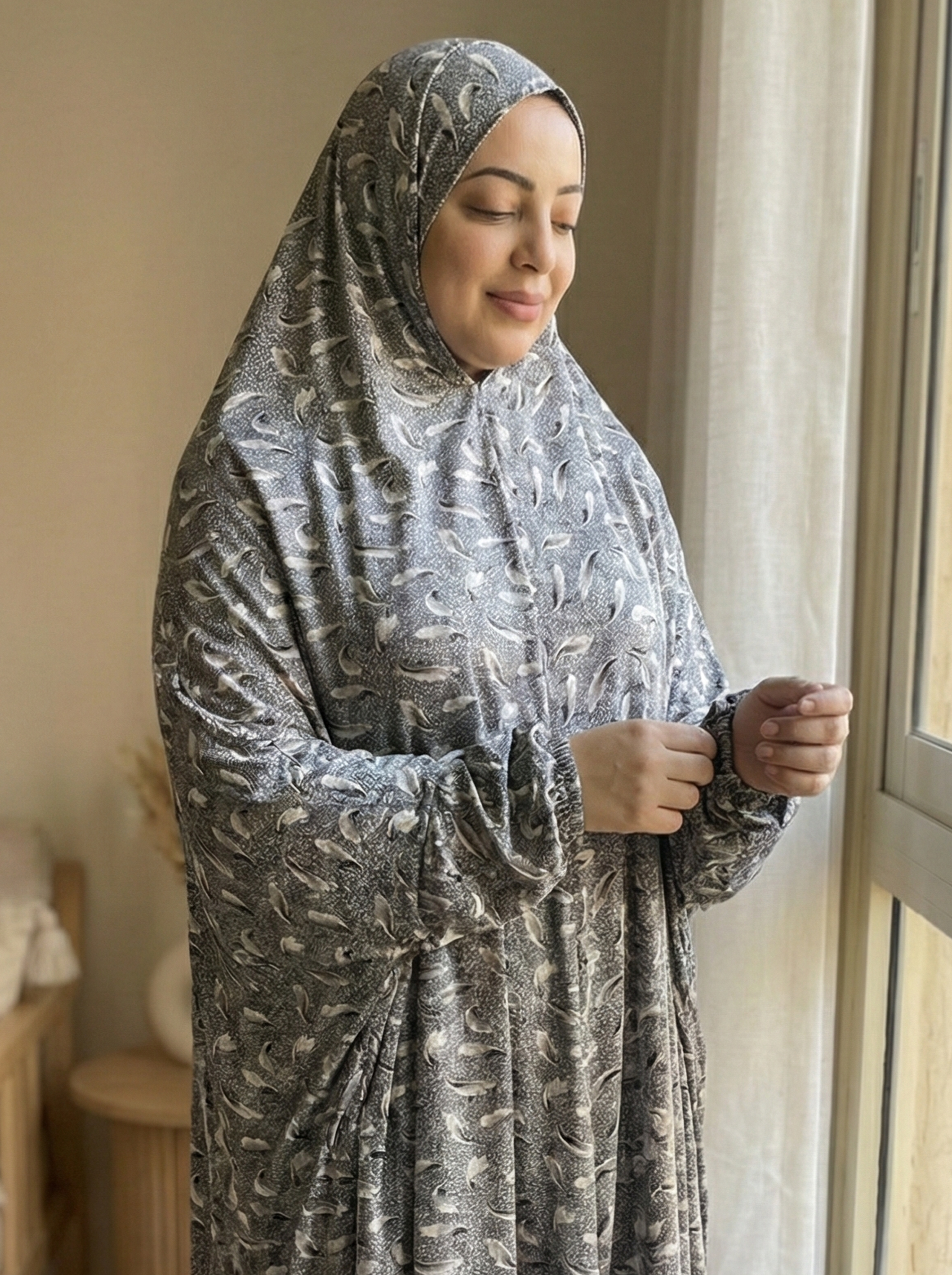 إيزابيلا - ملحفة صلاة - خامة زبدة مكتب تبارك