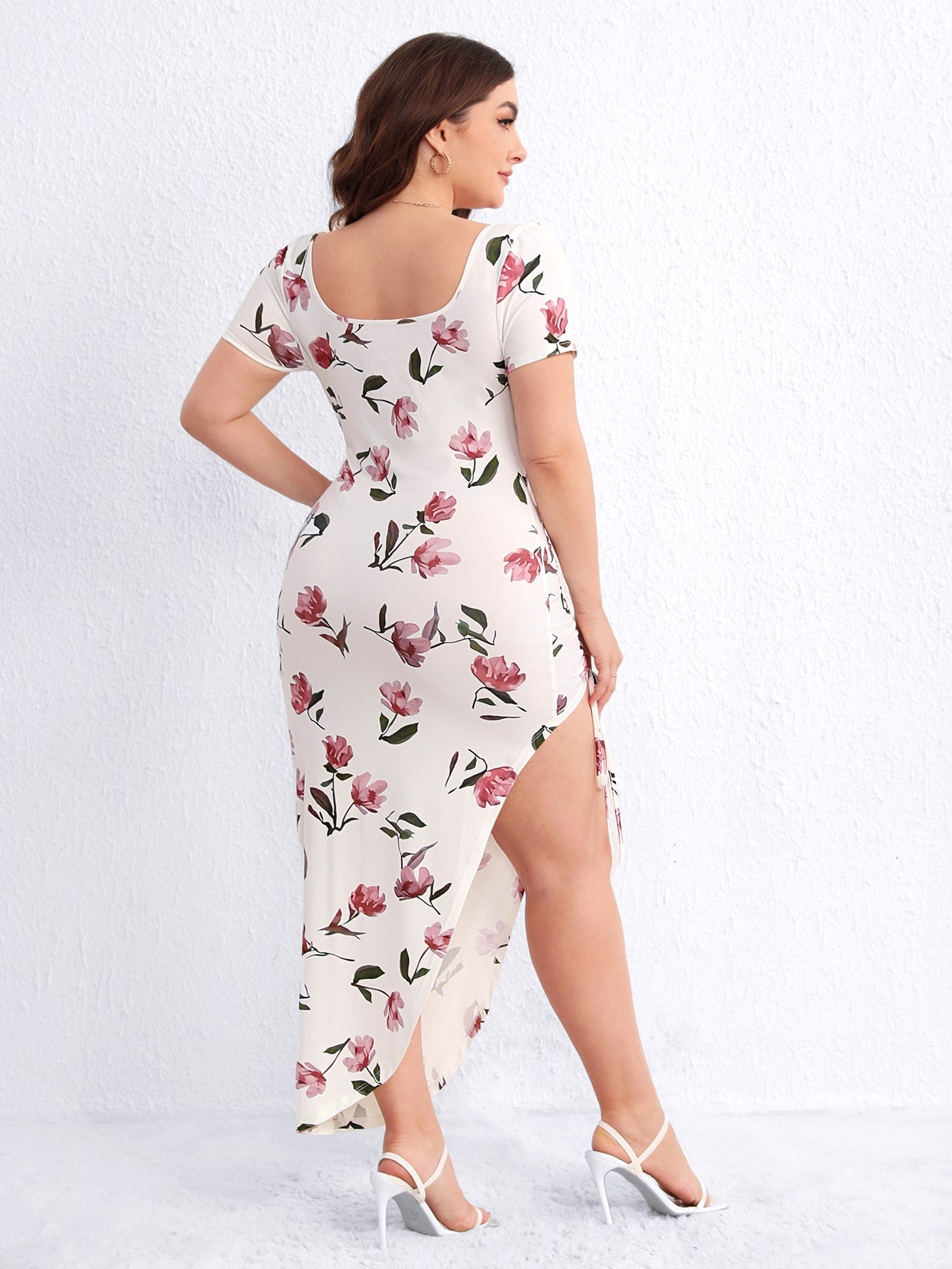 إيزابيلا – فستان بيج سايز مشجر بشق جانبي ورباط شد ❤️