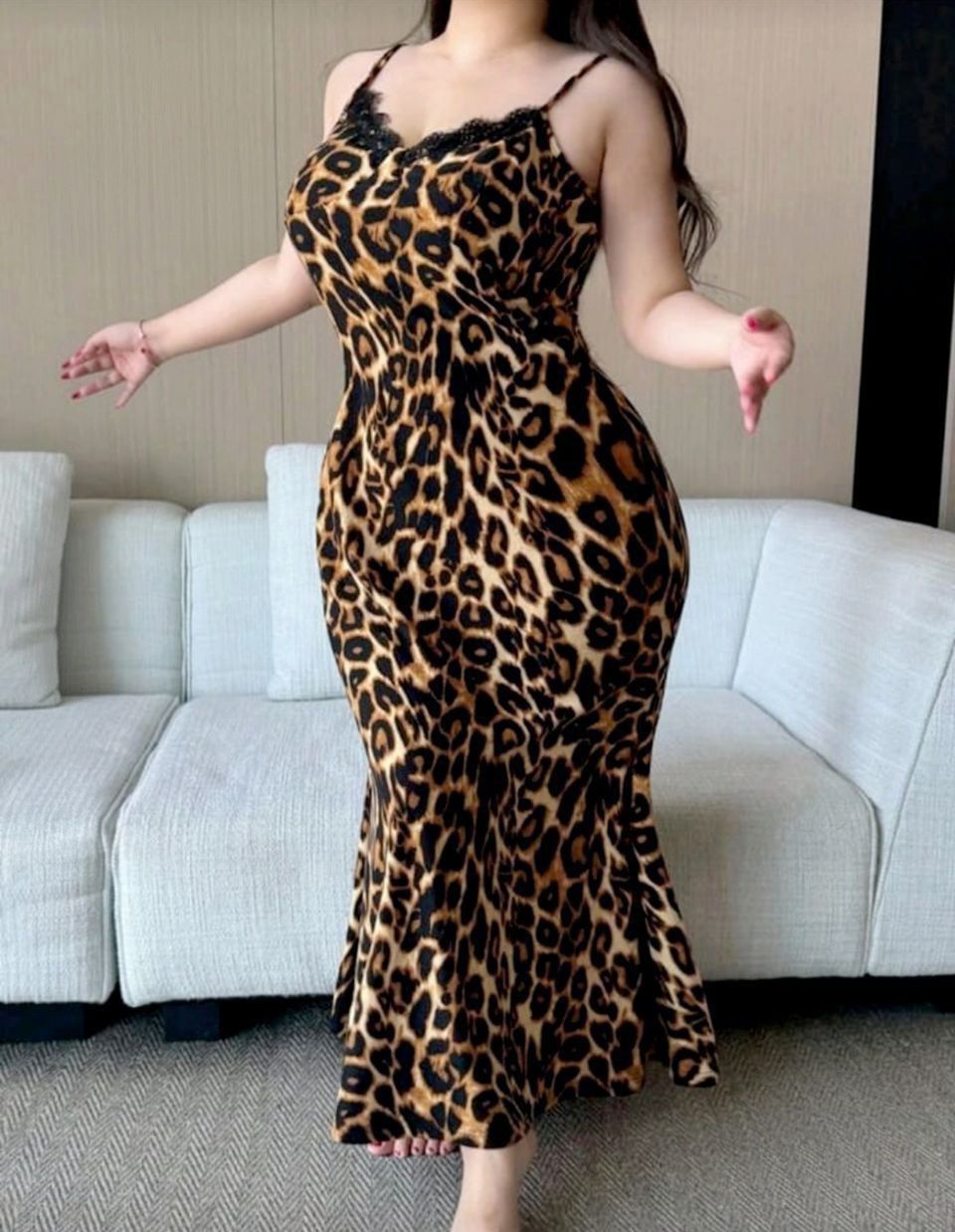 ✨ لانجيري طويل بطبعة ليوبارد – جرأة كلاسيك ولمسة أنوثة قوية 🐆🖤