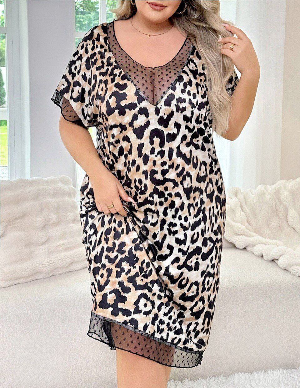 ✨ كاش بيتي ميدي بطبعة ليوبارد – جرأة أنيقة بلمسة ناعمة 🐆🖤
