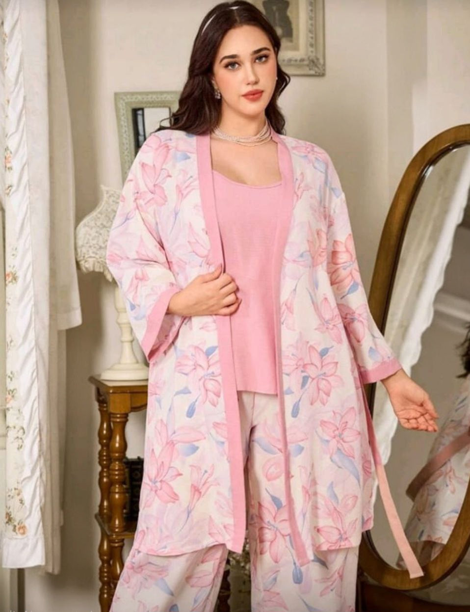 بيجامة بيج سايز 3 قطع – دلع وراحة وأناقة 🩷🌸