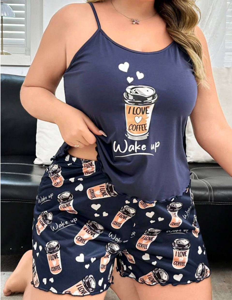 ✨ بيجامة شورت بطبعة Coffee – خفيفة ومريحة بطابع لطيف ☕💙