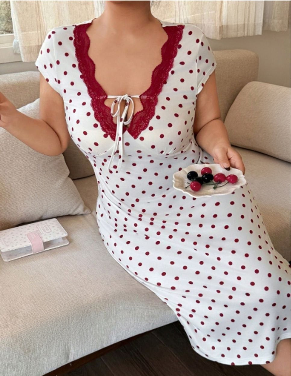 كاش بيج سايز... نعومة ورقة بتصميم البولكا دوت الكلاسيكي ❤️✨