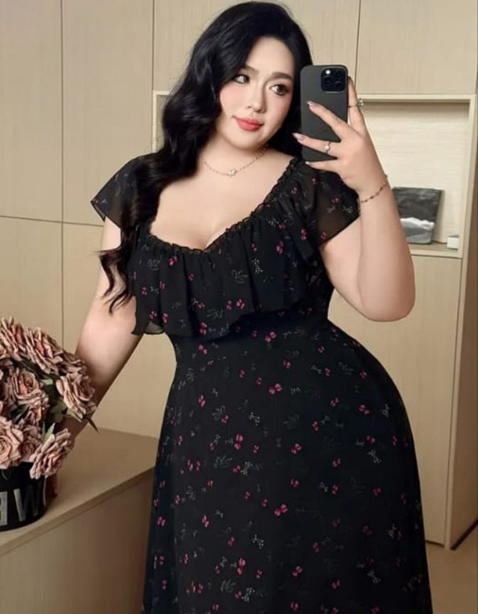 لانجيري بيج سايز... فخامة باللون الأسود ولمسة أنوثة تخطف الأنظار ✨🖤