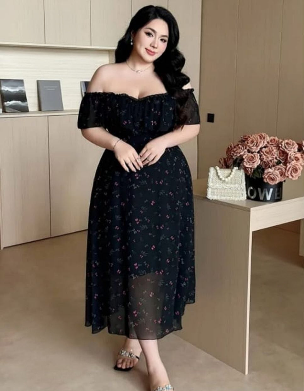 لانجيري بيج سايز... فخامة باللون الأسود ولمسة أنوثة تخطف الأنظار ✨🖤