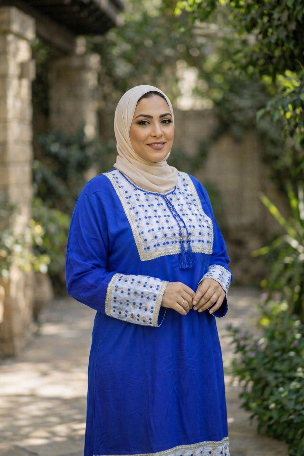 عباية قطن مطرزة من الصدر والاكمام 💃