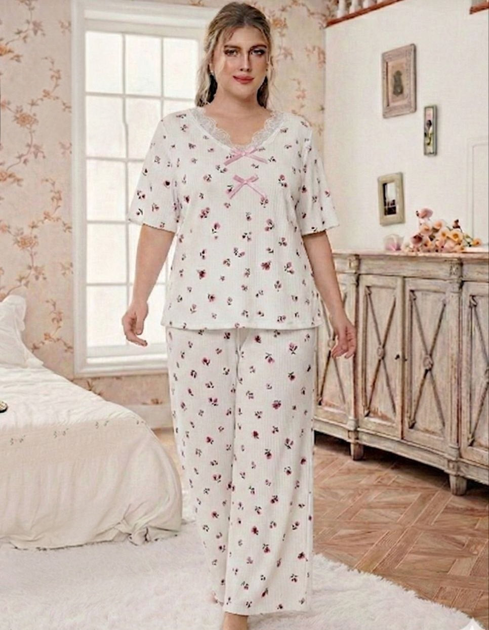 🌸 بيجامة بيج سايز – نعومة وراحة هادية 🩷✨️