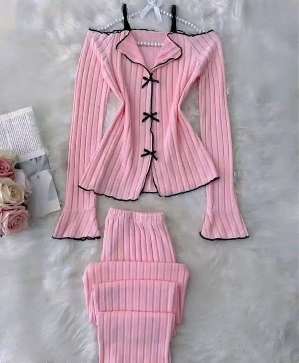 بيجامة بيج سايز – شيك وفخمة بستايل مختلف 🖤🩷🌸