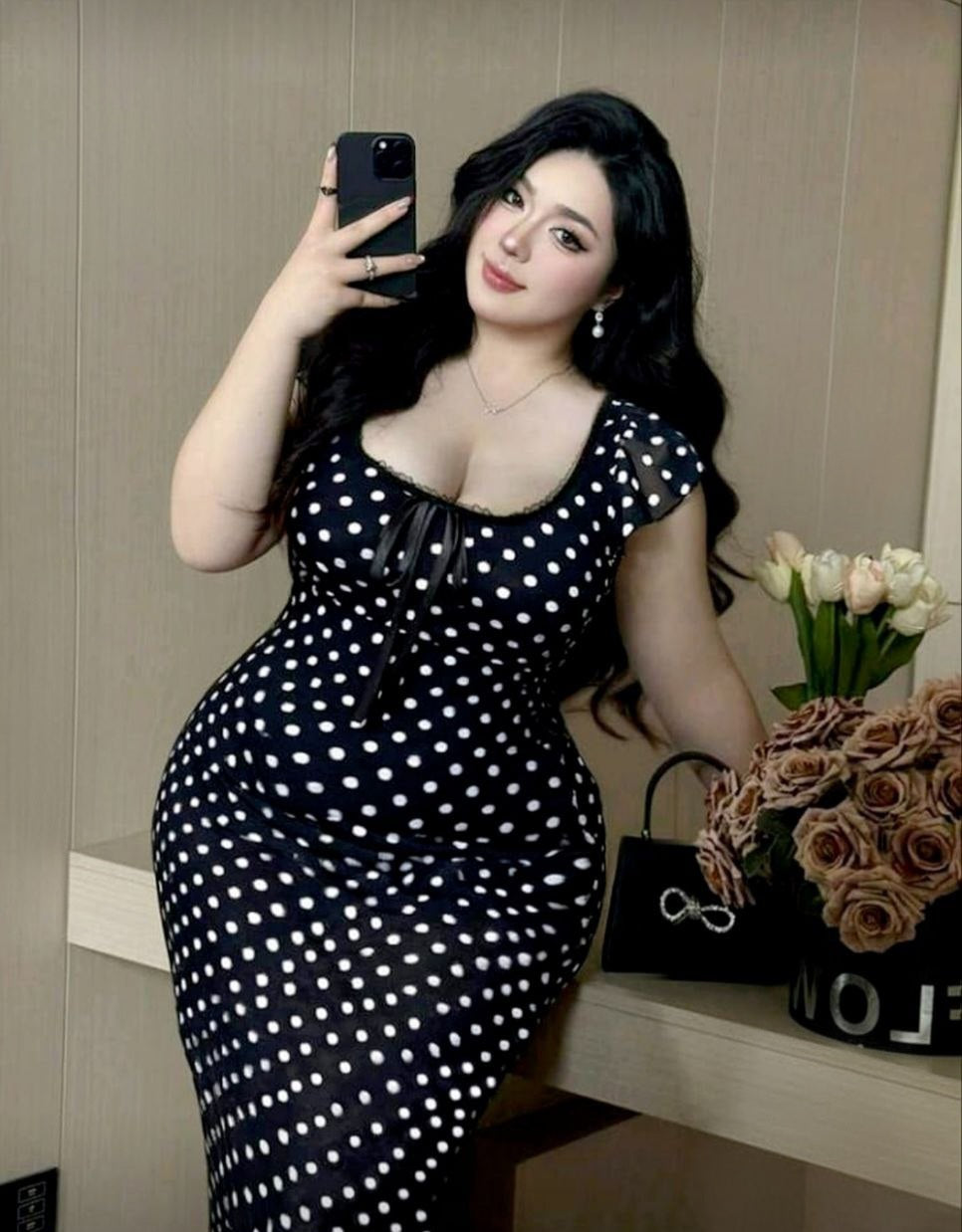 🖤 كاش بيج سايز – شياكة وجاذبية ناعمة 🤍✨️