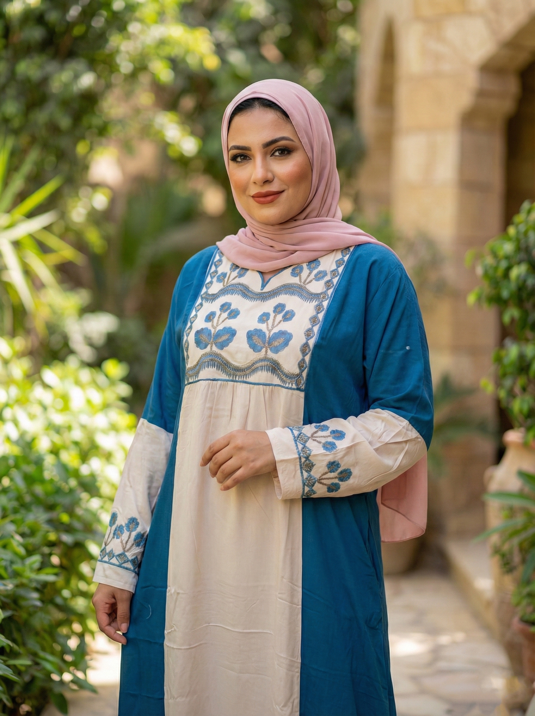 عباية كتان تطريز ورد 🌹